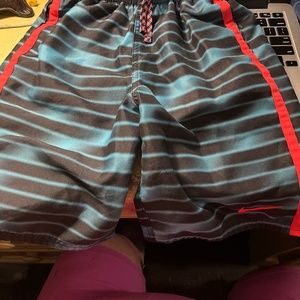 Boys size Small 124-135cm 8/9 yrs Nike Swim Trunks blue/black/red Board short. P